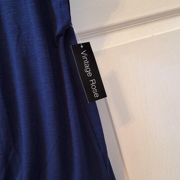 Vintage Rose, NWT, Medium, Woman's Navy Blue Lace Top - Picture 7 of 8